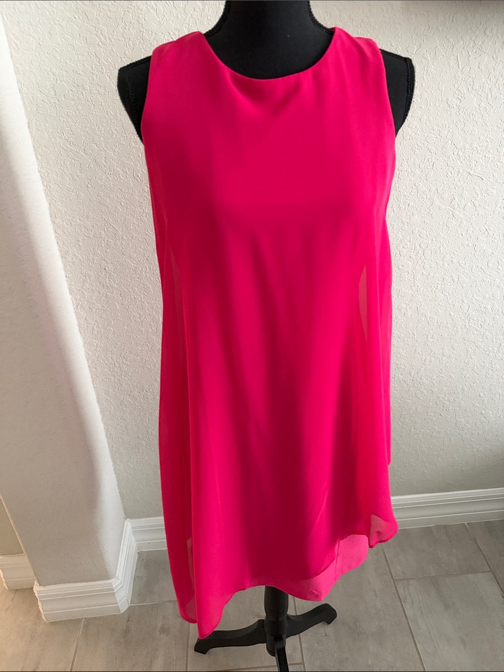Vince Camuto Bright Fuchsia Sleeveless Shift Dress